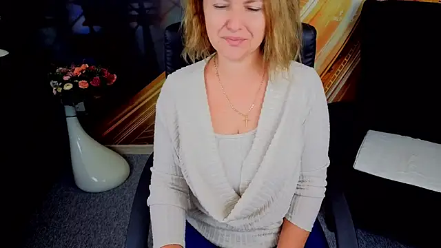 EmmaxPark online show from October 23, 5:51 am