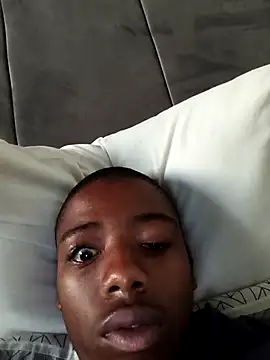 Snapshot of BLACK_BOTTOM03 chatting on January 7, 4:04 am BLACK BOTTOM03 online show from January 7, 4:04 am