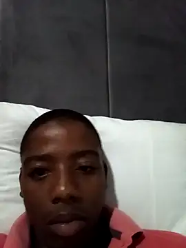 Snapshot of BLACK_BOTTOM03 chatting on January 13, 4:18 am BLACK BOTTOM03 online show from January 13, 4:18 am