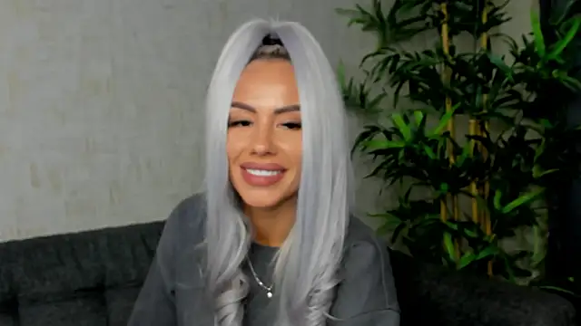 Snapshot of Bailey_Rush chatting on January 29, 4:41 pm Bailey Rush online show from January 29, 4:41 pm