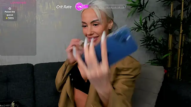 Snapshot of Bailey_Rush chatting on March 22, 2:03 pm Bailey Rush online show from March 22, 2:03 pm