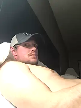 Snapshot of Midwestalpha chatting on January 25, 4:13 am Midwestalpha online show from January 25, 4:13 am