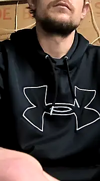 Snapshot of Midwestalpha chatting on February 6, 6:46 pm Midwestalpha online show from February 6, 6:46 pm