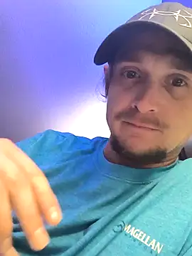 Snapshot of Midwestalpha chatting on March 20, 12:53 pm Midwestalpha online show from March 20, 12:53 pm