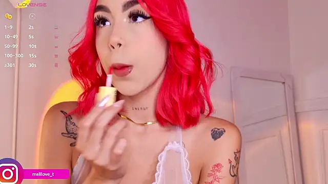 Snapshot of Mely-taylor chatting on February 5, 9:07 pm Mely-taylor online show from February 5, 9:07 pm