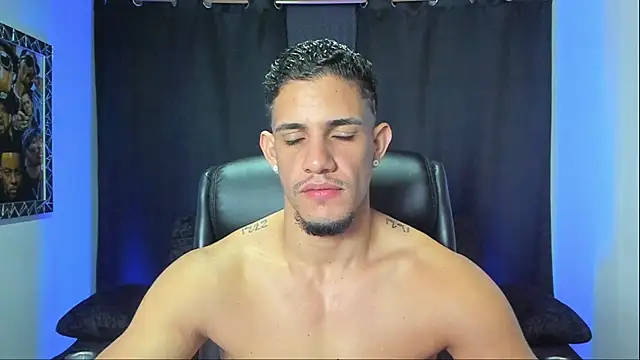 jhonnysnow17 online show from January 11, 9:31 pm