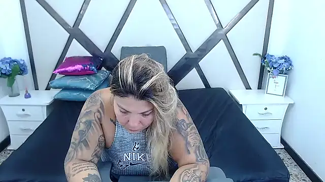 ChloexBigAss online show from January 23, 8:56 pm