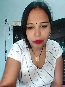 Snapshot of Poojabhabi101 chatting on December 3, 6:04 am Poojabhabi101 online show from December 3, 6:04 am