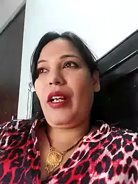 Snapshot of Poojabhabi101 chatting on December 16, 6:21 am Poojabhabi101 online show from December 16, 6:21 am