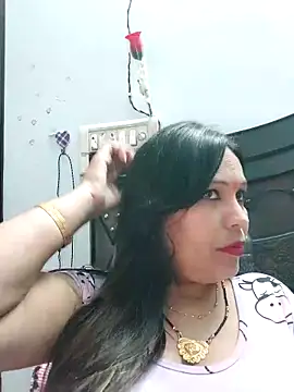 Snapshot of Poojabhabi101 chatting on February 25, 9:31 am Poojabhabi101 online show from February 25, 9:31 am