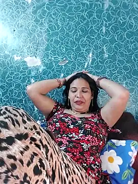 Snapshot of Poojabhabi101 chatting on October 8, 6:05 pm Poojabhabi101 online show from October 8, 6:05 pm