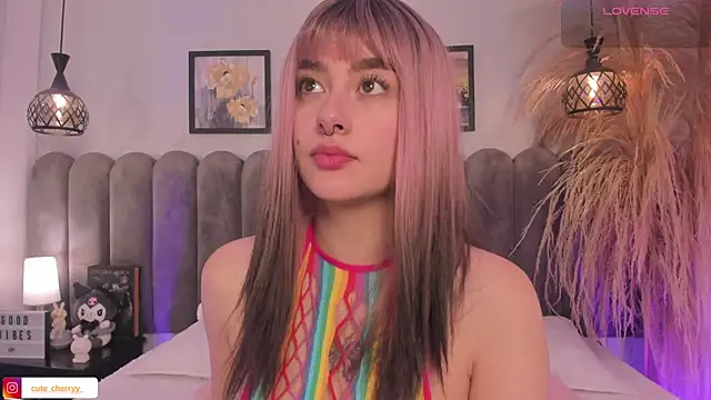 cute  cherry  online show from April 3, 7:23 pm