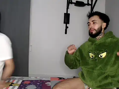 transgenderboy online show from March 16, 6:53 am