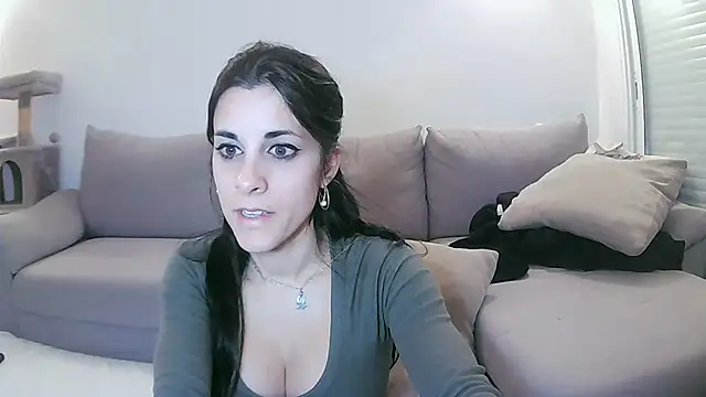 secretoeternoo online show from February 5, 11:39 pm