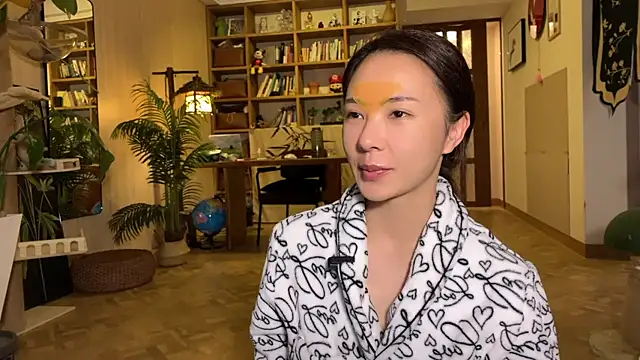 Snapshot of grandeeney chatting on December 5, 3:41 pm grandeeney online show from December 5, 3:41 pm