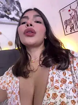 Snapshot of GigiiStone chatting on January 9, 11:13 pm GigiiStone online show from January 9, 11:13 pm