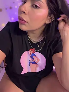 Snapshot of GigiiStone chatting on March 20, 12:51 am GigiiStone online show from March 20, 12:51 am