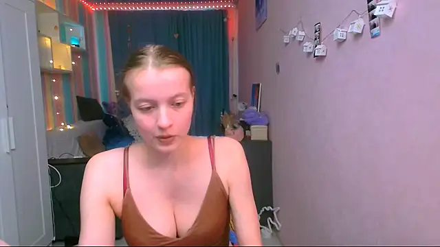 Snapshot of __Aphrodita__wow__ chatting on February 22, 12:40 pm Aphrodita wow online show from February 22, 12:40 pm