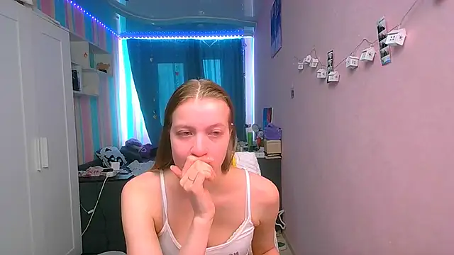 Snapshot of __Aphrodita__wow__ chatting on March 22, 12:25 pm Aphrodita wow online show from March 22, 12:25 pm