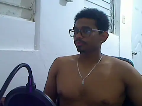 Snapshot of Gigachatx chatting on February 2, 9:24 pm Gigachatx online show from February 2, 9:24 pm