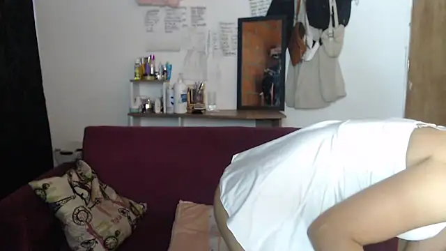 Snapshot of Nathacha chatting on February 22, 11:03 pm Nathacha online show from February 22, 11:03 pm