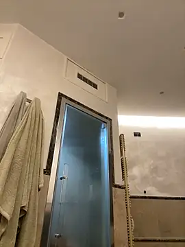 zjwsteve online show from November 19, 1:27 am