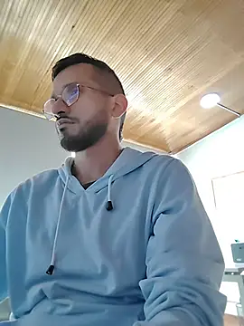 Snapshot of Andres_ramsey chatting on November 10, 4:17 pm Andres ramsey online show from November 10, 4:17 pm