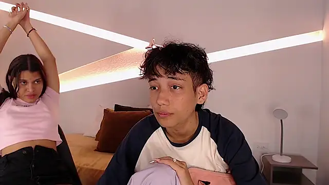 hot little bunny online show from January 27, 9:22 pm