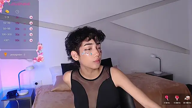 hot little bunny online show from March 5, 11:38 pm