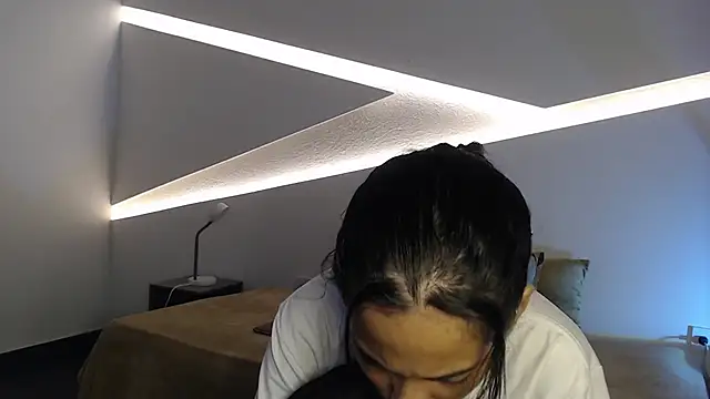 hot little bunny online show from October 8, 9:56 pm