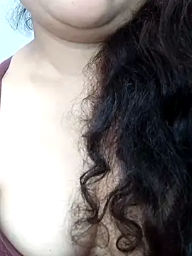 Snapshot of Doll_Nepali chatting on March 2, 3:24 am Doll Nepali online show from March 2, 3:24 am