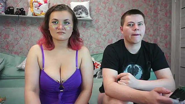 sexnadvoih online show from December 8, 5:33 pm