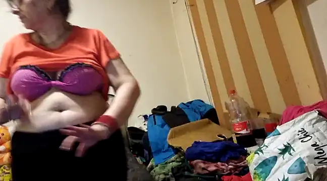 Samantha Squirtxh online show from March 15, 8:43 pm