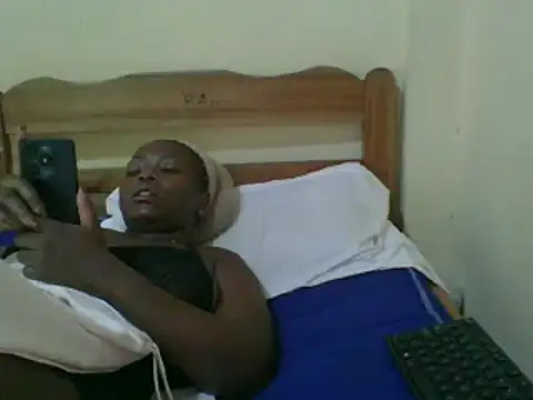 sweet-frida22 online show from February 15, 9:49 am