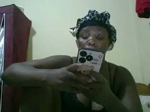 sweet-frida22 online show from February 28, 8:28 pm