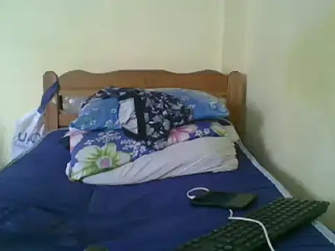 sweet-frida22 online show from March 4, 9:40 am