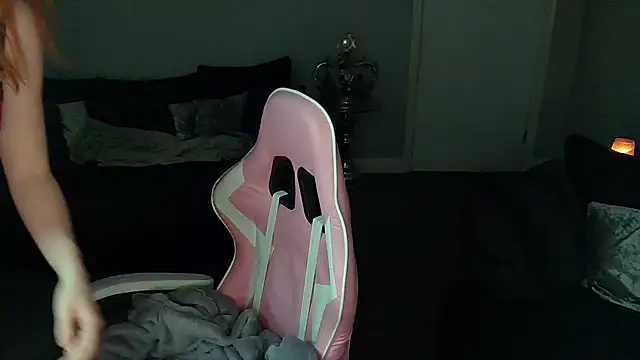 Red firesquirt online show from January 23, 9:29 pm