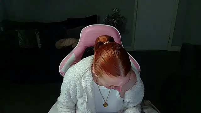 Red firesquirt online show from February 13, 3:14 pm