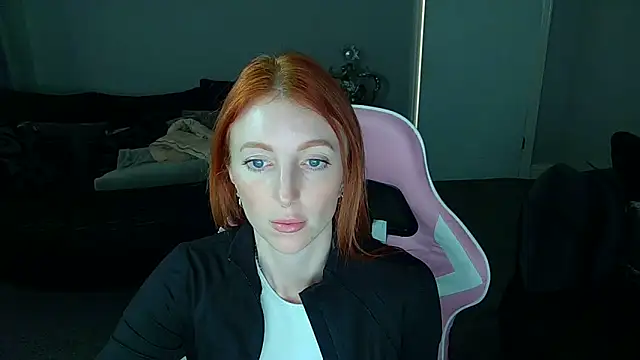 Red firesquirt online show from March 5, 4:24 pm