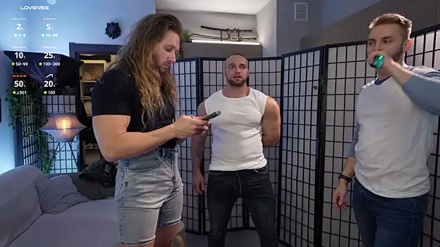 Snapshot of enjoy_me chatting on November 27, 4:09 pm enjoy me online show from November 27, 4:09 pm