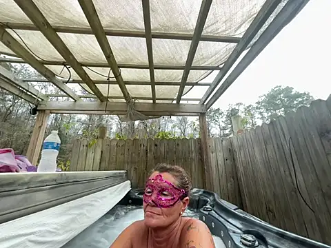 Snapshot of prainxxx22 chatting on December 10, 7:54 pm prainxxx22 online show from December 10, 7:54 pm