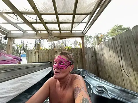 Snapshot of prainxxx22 chatting on December 18, 7:30 pm prainxxx22 online show from December 18, 7:30 pm