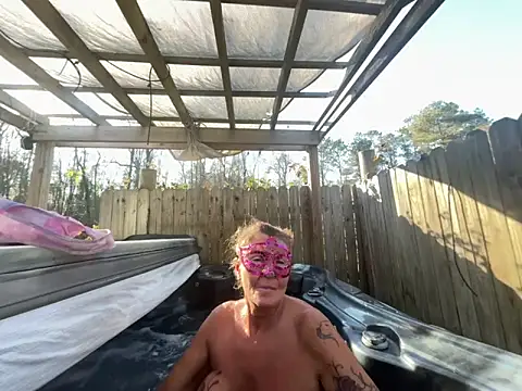 Snapshot of prainxxx22 chatting on December 25, 8:07 pm prainxxx22 online show from December 25, 8:07 pm