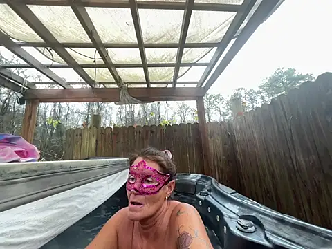 Snapshot of prainxxx22 chatting on December 29, 7:32 pm prainxxx22 online show from December 29, 7:32 pm