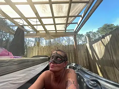 Snapshot of prainxxx22 chatting on March 12, 6:33 pm prainxxx22 online show from March 12, 6:33 pm