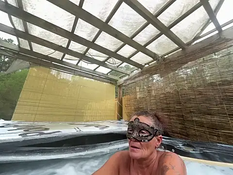 Snapshot of prainxxx22 chatting on September 30, 6:13 pm prainxxx22 online show from September 30, 6:13 pm