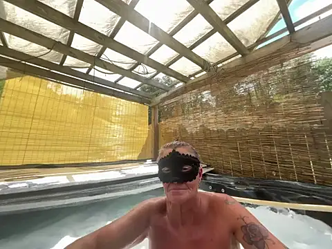 Snapshot of prainxxx22 chatting on October 2, 6:26 pm prainxxx22 online show from October 2, 6:26 pm