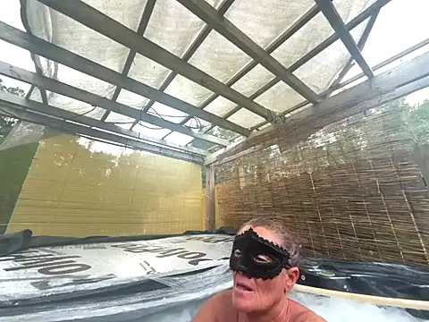 Snapshot of prainxxx22 chatting on October 6, 6:16 pm prainxxx22 online show from October 6, 6:16 pm