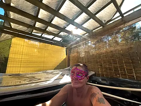 Snapshot of prainxxx22 chatting on November 6, 7:15 pm prainxxx22 online show from November 6, 7:15 pm