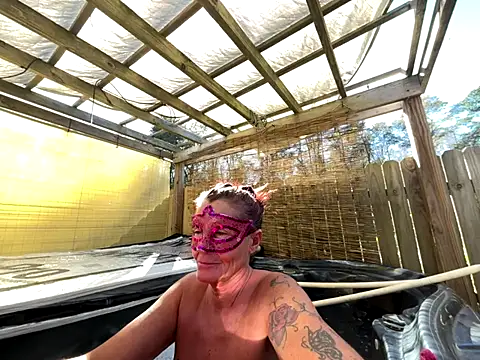 Snapshot of prainxxx22 chatting on November 14, 7:12 pm prainxxx22 online show from November 14, 7:12 pm